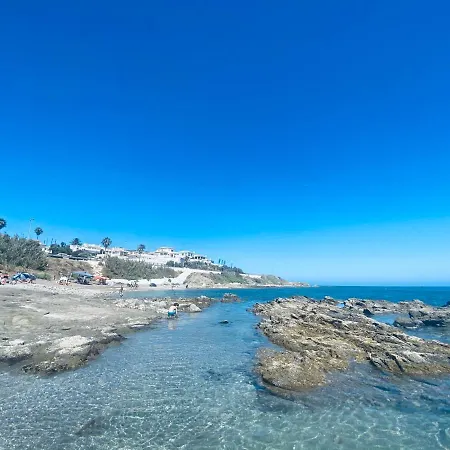 Sea Views! 3 Bedroom Villa, Sleeps 6 Villa Fuengirola