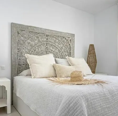 Sea Views! 3 Bedroom Villa, Sleeps 6 Fuengirola